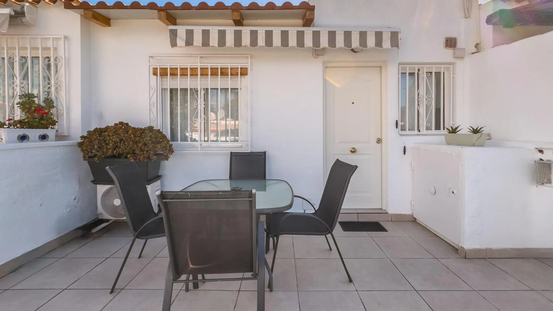 Appart Costa Del Silencio, Wifi, Piscines, Terrasse, Parking, Arona  Appartement